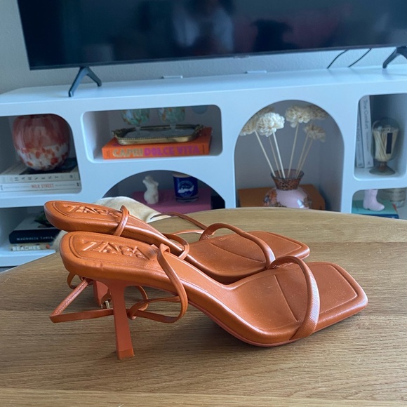 Zara heels - Picture 1 of 3
